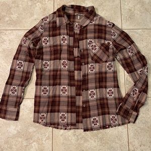 Ladies BKE Aztec plaid button down top